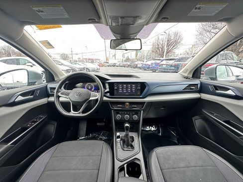 Used 2022 Volkswagen Taos SE image 20