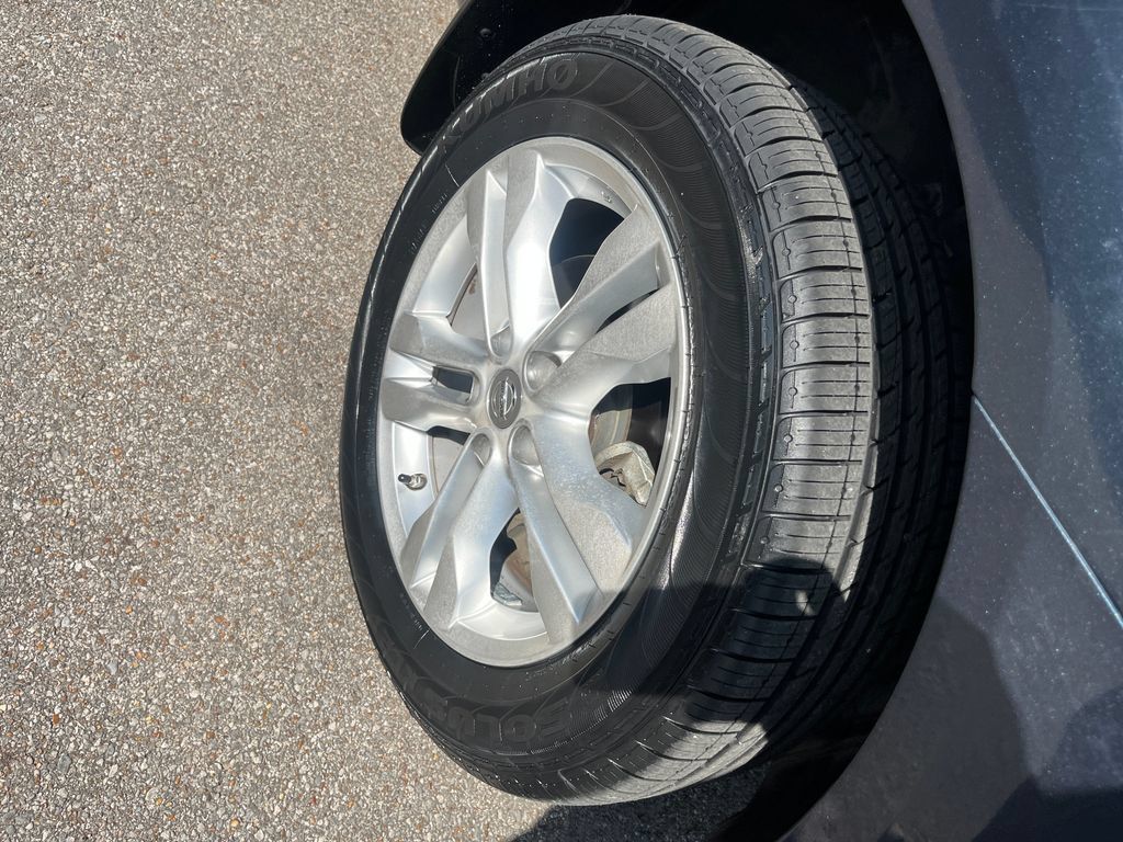 Used 2015 Nissan Rogue S w/ Convenience Package FWD image 36