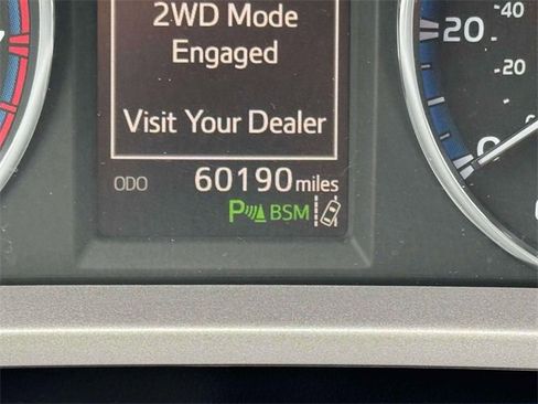 Used 2018 Toyota RAV4 Limited w/ Advanced Technology Package image 26