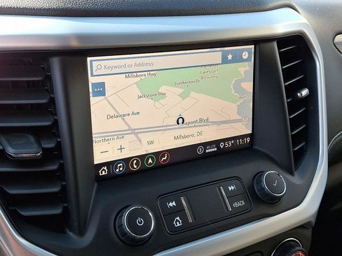 Used 2020 GMC Acadia SLT image 17