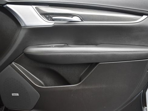 Certified 2024 Cadillac XT5 Sportv w/ LPO, Red Accent Package image 32