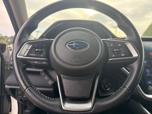 Used 2022 Subaru Outback Premium AWD/4WD image 7