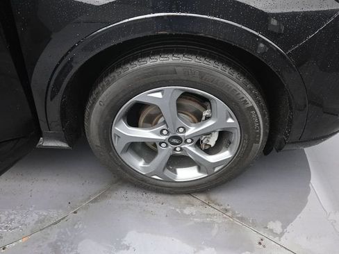 Used 2023 Ford Escape ST-Line w/ Tech Pack #1 AWD/4WD image 32