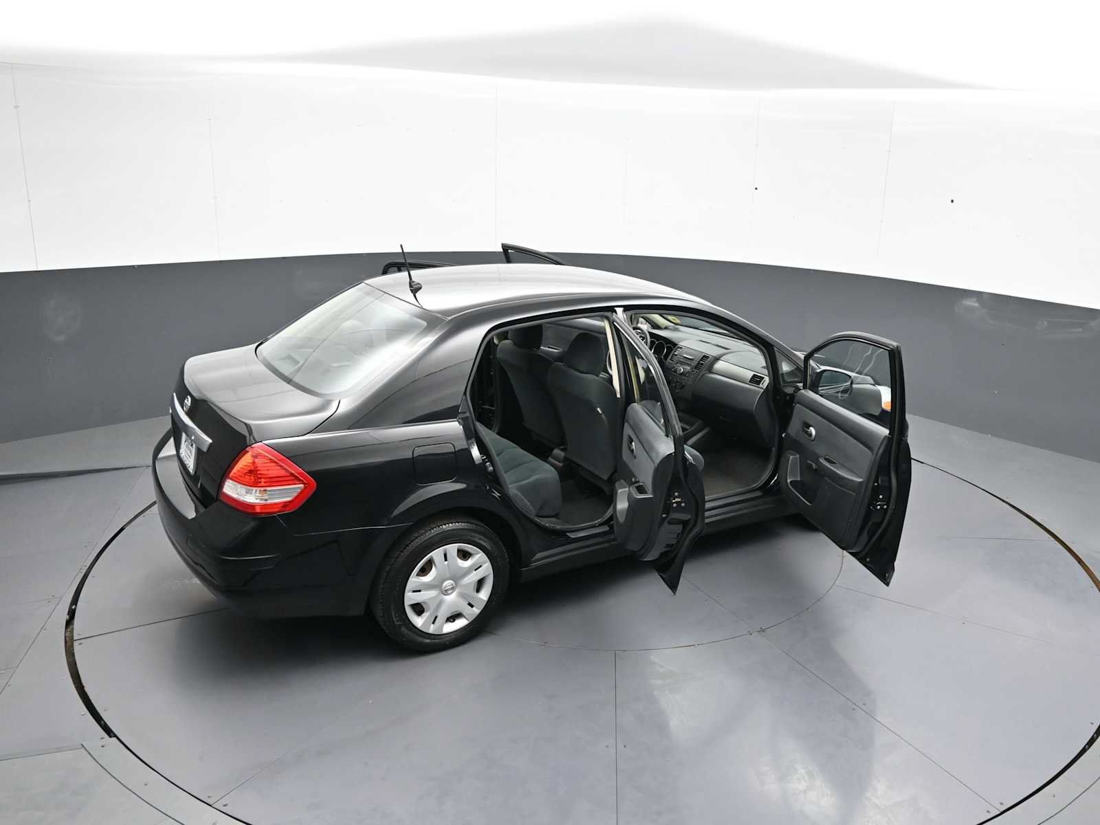 Used 2011 Nissan Versa 1.8 S FWD image 43