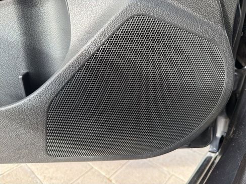 Used 2016 Subaru Crosstrek 2.0i Limited image 85