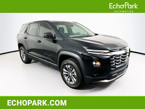 Used 2025 Chevrolet Equinox LT FWD image 1