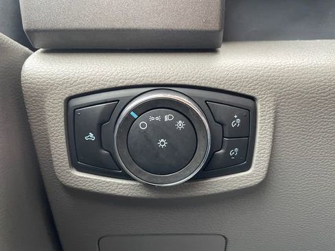 Used 2022 Ford F350 XL w/ Power Equipment Group AWD/4WD image 16