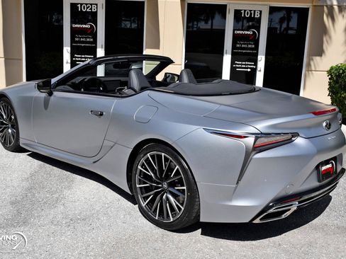 Used 2026 Lexus LC 500 Convertible w/ Touring Package RWD image 32