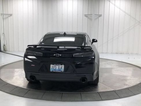 Used 2016 Chevrolet Camaro SS RWD image 7