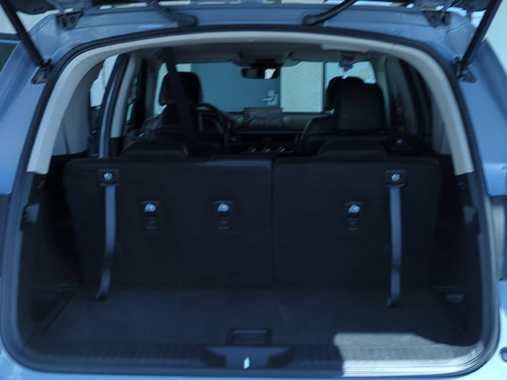 Used 2025 Honda Pilot Touring image 31