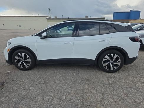 Used 2024 Volkswagen ID.4 2WD image 3