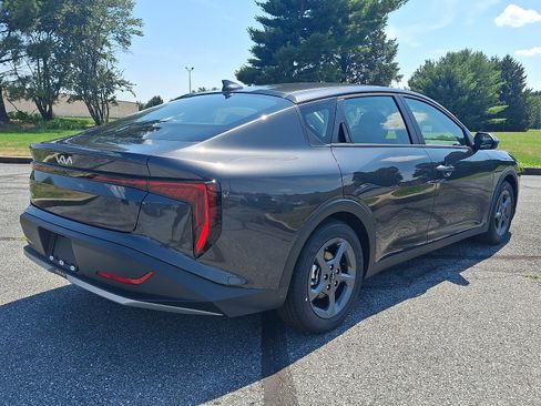 New 2026 Kia K4 FWD image 3