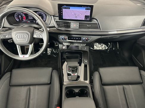 Used 2024 Audi SQ5 Premium Plus w/ Premium Plus Package image 12