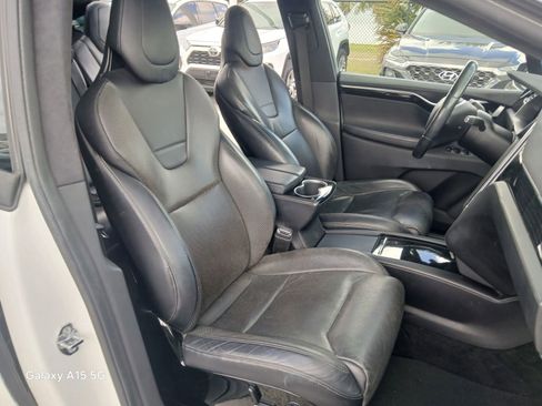 Used 2016 Tesla Model X 75D image 22