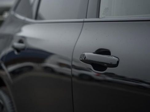 New 2026 Volvo XC60 B5 Ultra w/ Protection Package Premier image 17