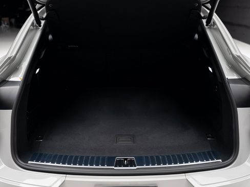 Used 2025 Porsche Cayenne Turbo image 74