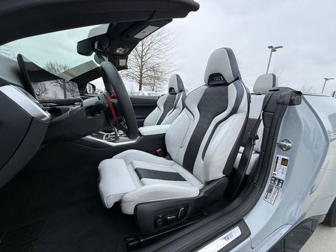 Used 2025 BMW M4 xDrive Competition w/ Executive Package image 5