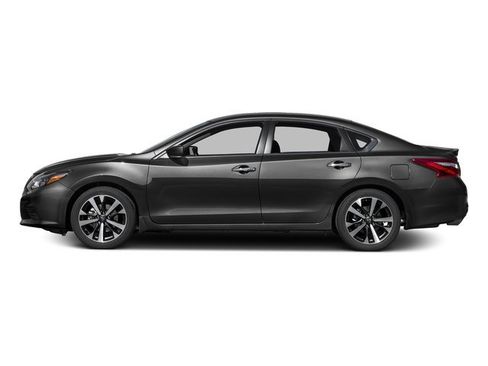 Used 2016 Nissan Altima 2.5 SR FWD image 3