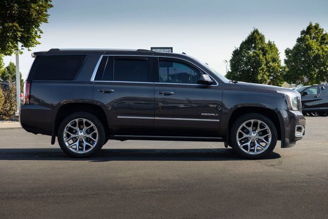 Used 2018 GMC Yukon Denali w/ Denali Ultimate Package AWD/4WD image 5