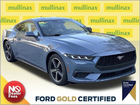 Used 2024 Ford Mustang Premium image 1