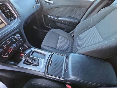 Used 2023 Dodge Charger SXT w/ Blacktop Package image 17
