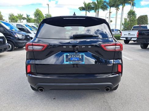 Certified 2024 Ford Escape ST-Line image 6