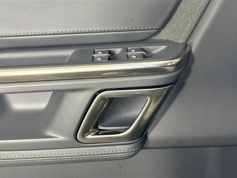 Used 2024 Rivian R1S Adventure image 22