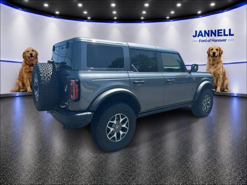 Used 2025 Ford Bronco Badlands AWD/4WD image 6