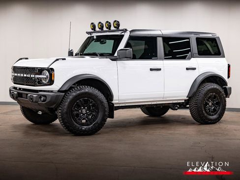 Used 2023 Ford Bronco Wildtrak AWD/4WD image 1