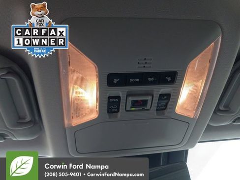 Used 2020 Toyota RAV4 Limited image 21