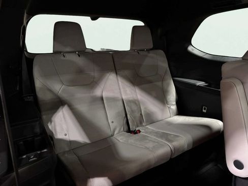 Used 2025 Lexus TX 350 image 30