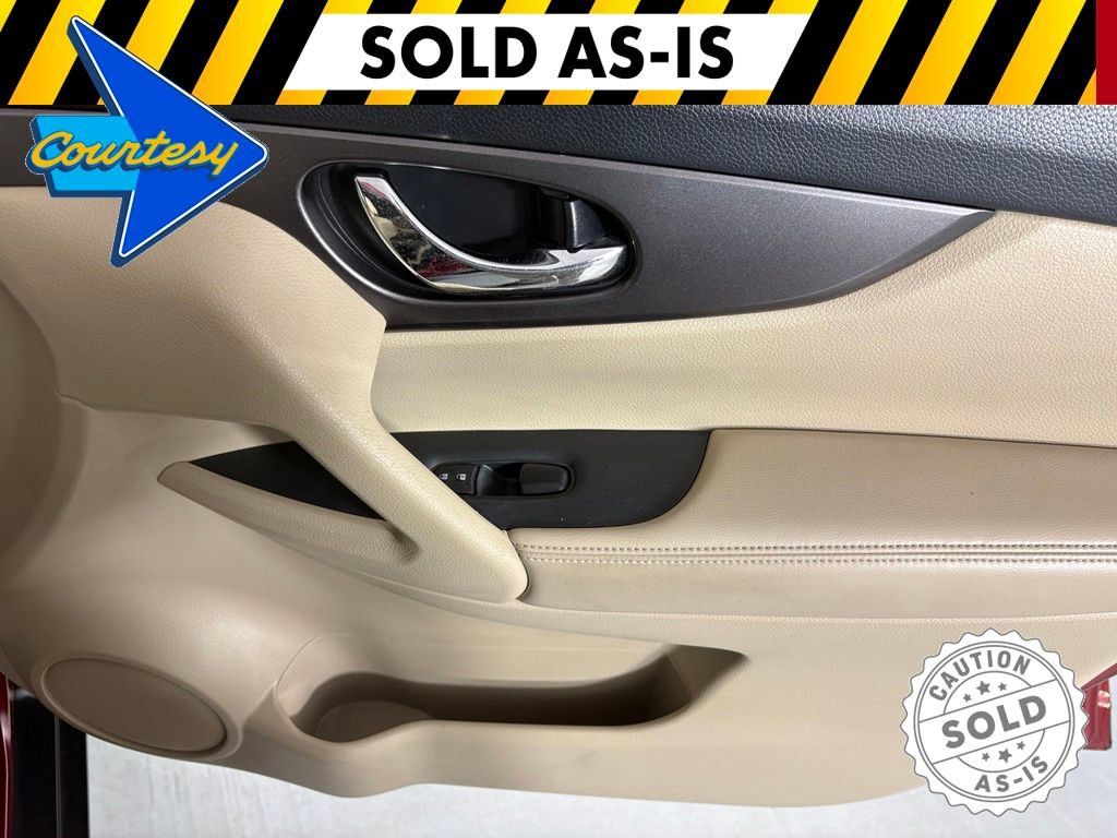 Used 2015 Nissan Rogue S FWD image 12