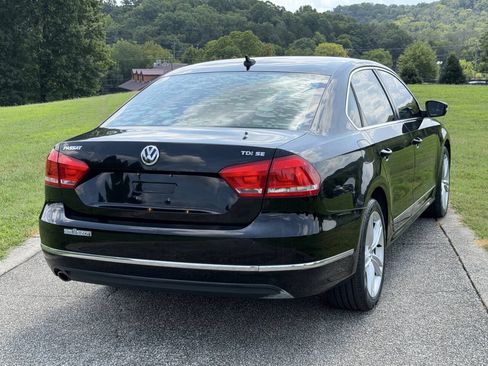 Used 2013 Volkswagen Passat TDI SE FWD image 20