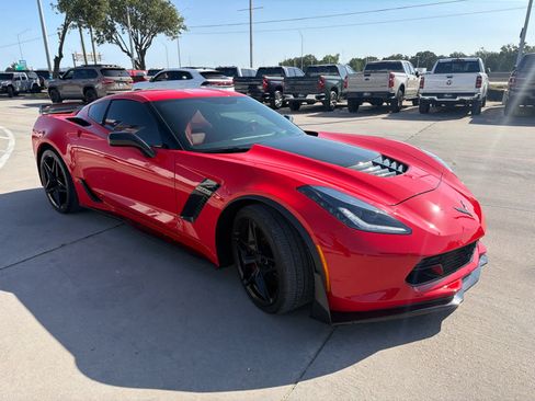 Used 2017 Chevrolet Corvette Z06 RWD image 5