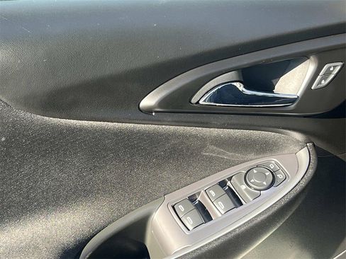 Used 2024 Chevrolet Malibu LT image 12