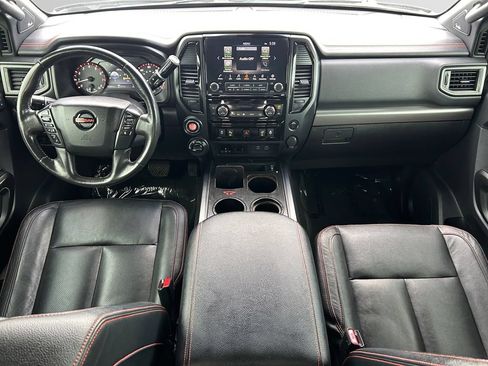 Used 2020 Nissan Titan PRO-4X w/ Pro-4x Convenience Package AWD/4WD image 12