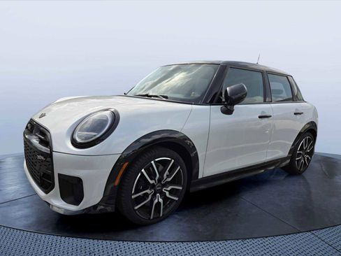 Used 2025 MINI Cooper S FWD image 3