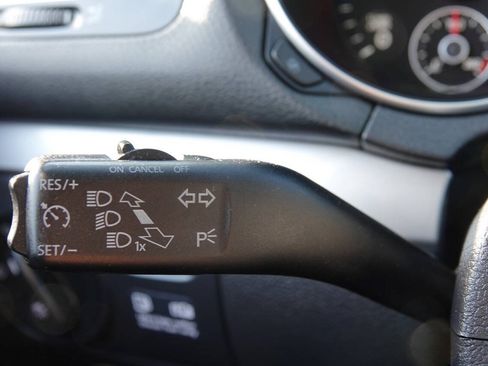 Used 2011 Volkswagen Golf TDI w/ Cold Weather Pkg FWD image 84