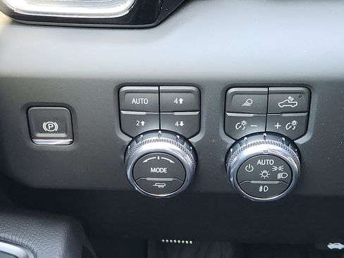 New 2026 GMC Sierra 2500 Denali w/ Denali Reserve Package image 26