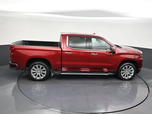 Used 2020 Chevrolet Silverado 1500 High Country w/ Technology Package AWD/4WD image 21