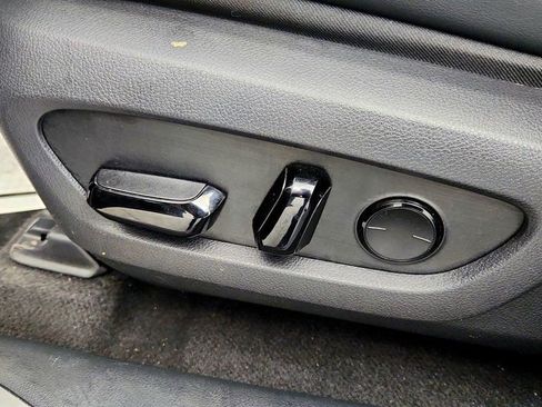 Used 2023 Lexus RX 350 AWD image 11