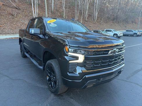 Used 2024 Chevrolet Silverado 1500 LT Trail Boss w/ LT Trail Boss Premium Package image 5