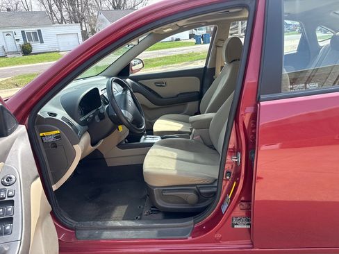 Used 2010 Hyundai Elantra GLS image 10