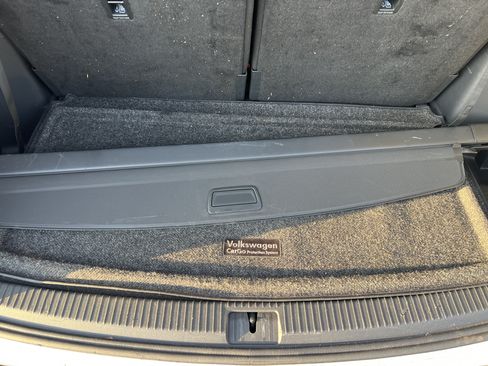 Used 2025 Volkswagen Atlas SE w/ Panoramic Sunroof Package FWD image 29