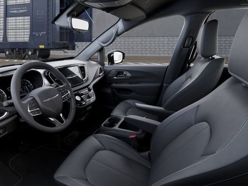 New 2025 Chrysler Voyager LX FWD image 22