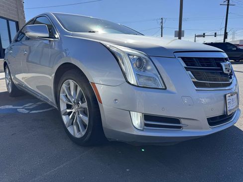 Used 2017 Cadillac XTS Luxury FWD image 3