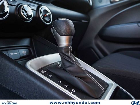New 2026 Hyundai Venue SE FWD image 26