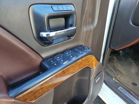 Used 2014 Chevrolet Silverado 1500 High Country AWD/4WD image 18
