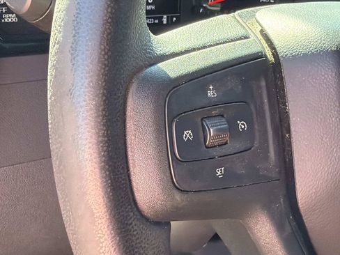 Used 2022 Chevrolet Silverado 1500 Custom AWD/4WD image 14