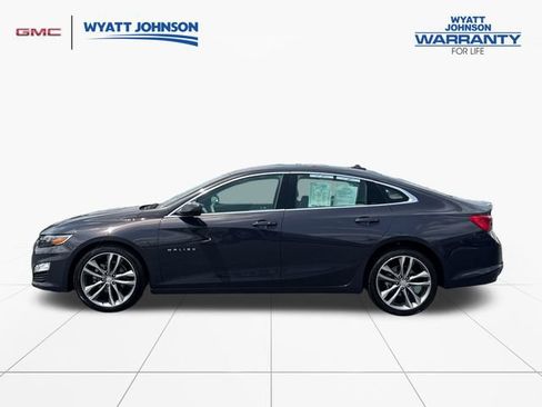 Used 2025 Chevrolet Malibu LT FWD image 2